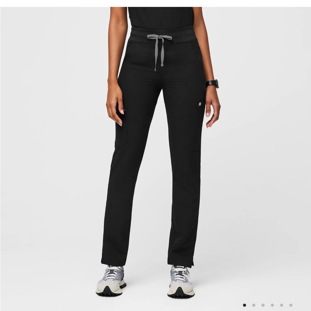 XS FIGS black Yola Scrub Pant